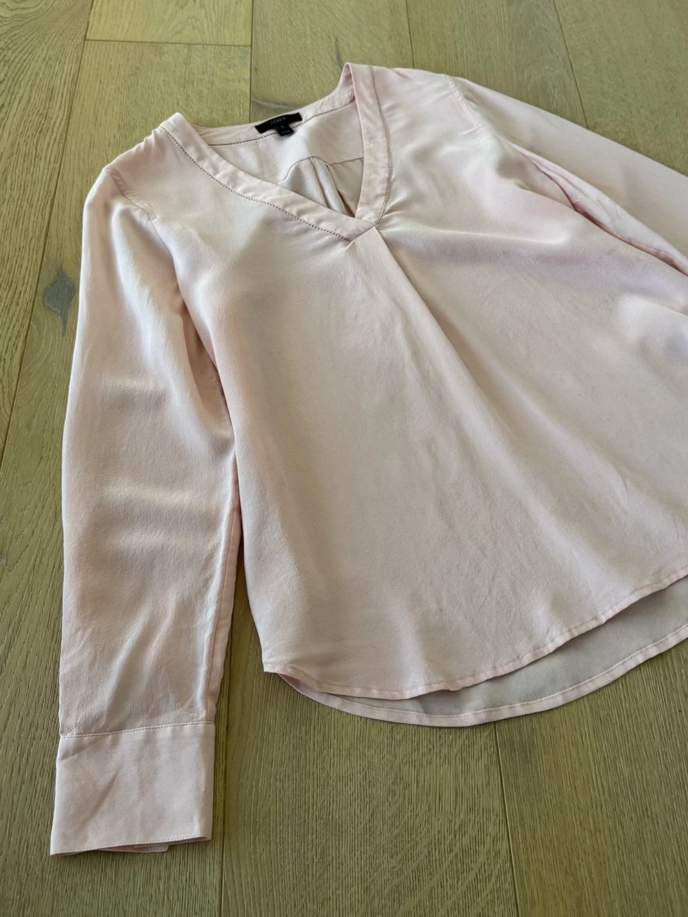 J. Crew 100% Silk V-neck Blouse Dusty Petal Size 6